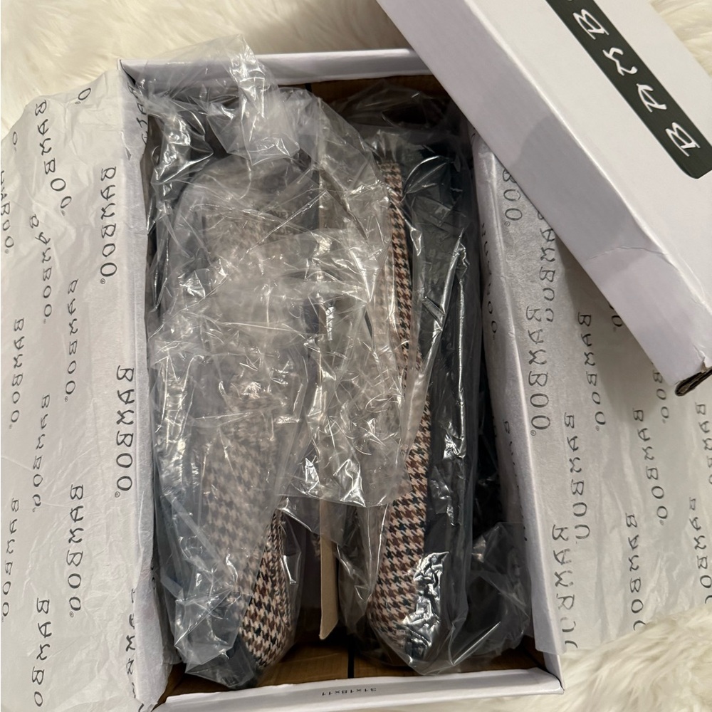 Bamboo Houndstooth Loafers - Brown/Black/Cream, Size 8 - Picture 6 of 6